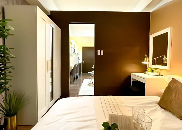 Air Residences Makati Staycation Wifi Netflix Air 4455 *