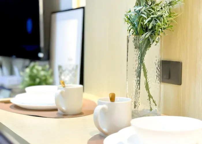 Apartment Air Residences Makati Staycation Wifi Netflix Air 4455